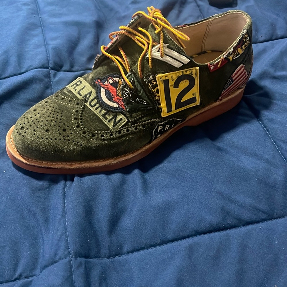 Men’s polo sneakers size 8